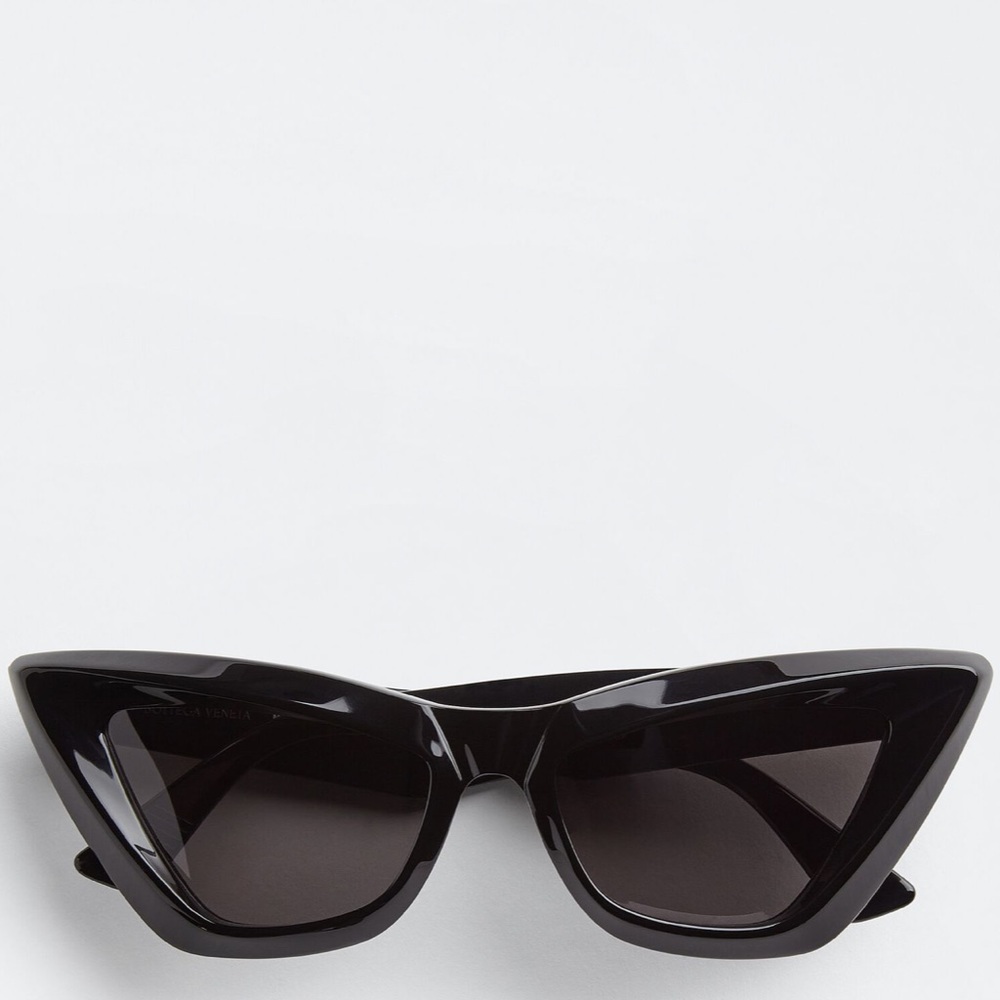 Bottega Veneta  Acetate pointed cat eye sunglasses